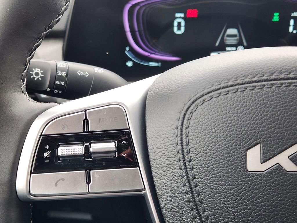 New 2025 Kia Telluride EX image 21