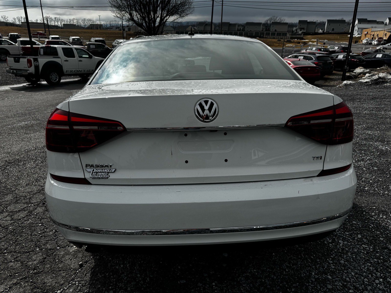 Used 2017 Volkswagen Passat 1.8T S FWD image 6