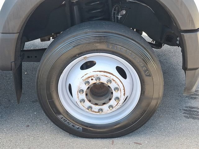 Used 2024 Ford F550 2WD SuperCab Super Duty image 14