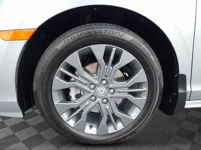 New 2026 Honda Odyssey Touring image 10