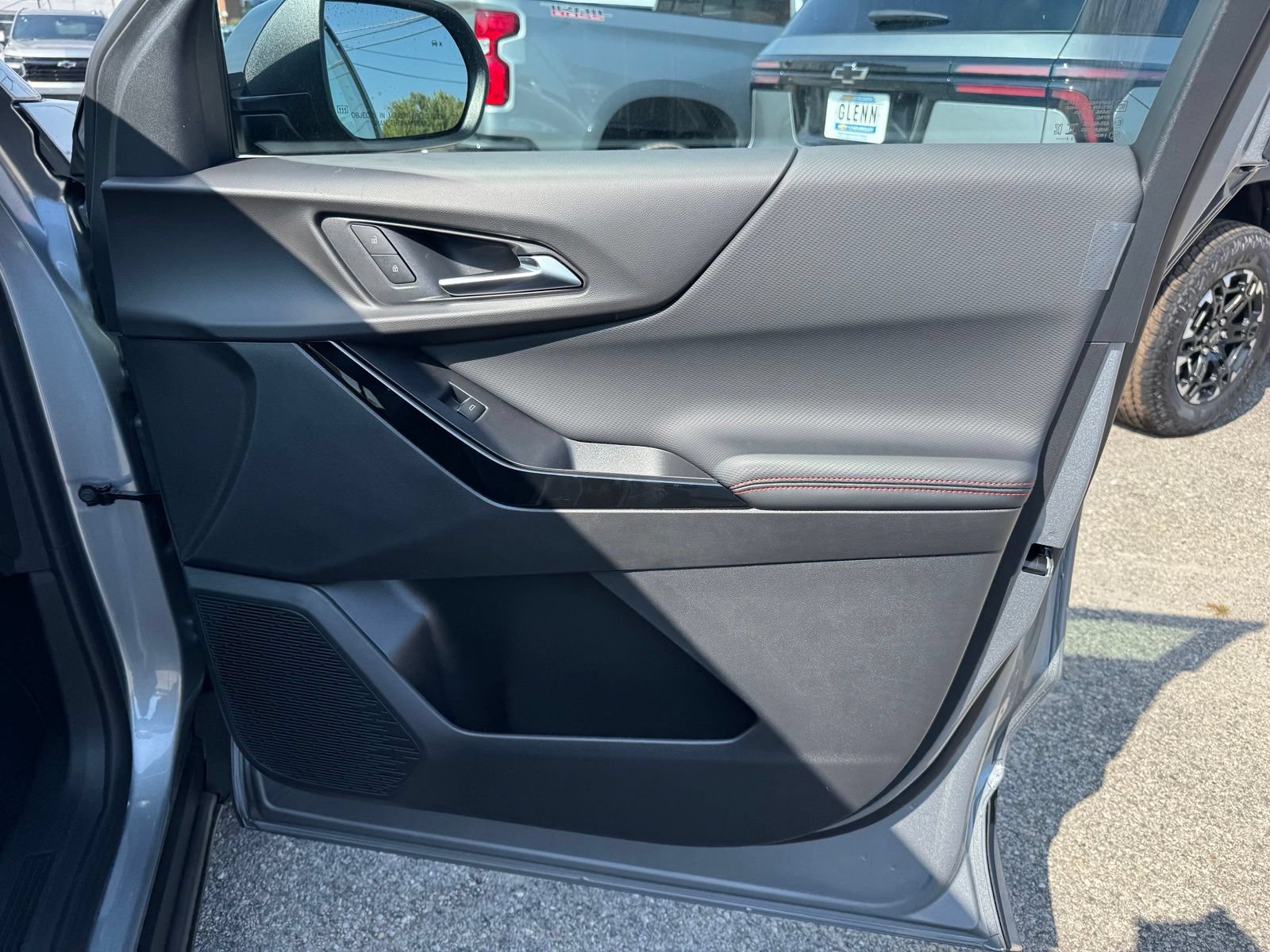 New 2027 Chevrolet Equinox RS AWD/4WD image 32