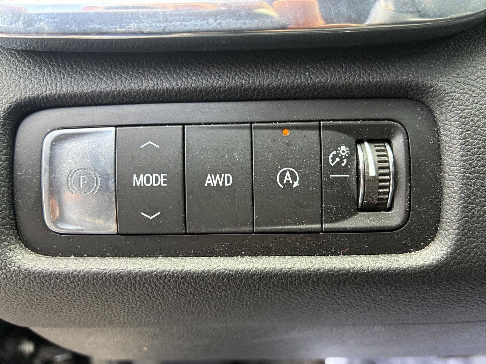 Used 2025 GMC Acadia Elevation w/ Elevation Premium Package AWD/4WD image 56