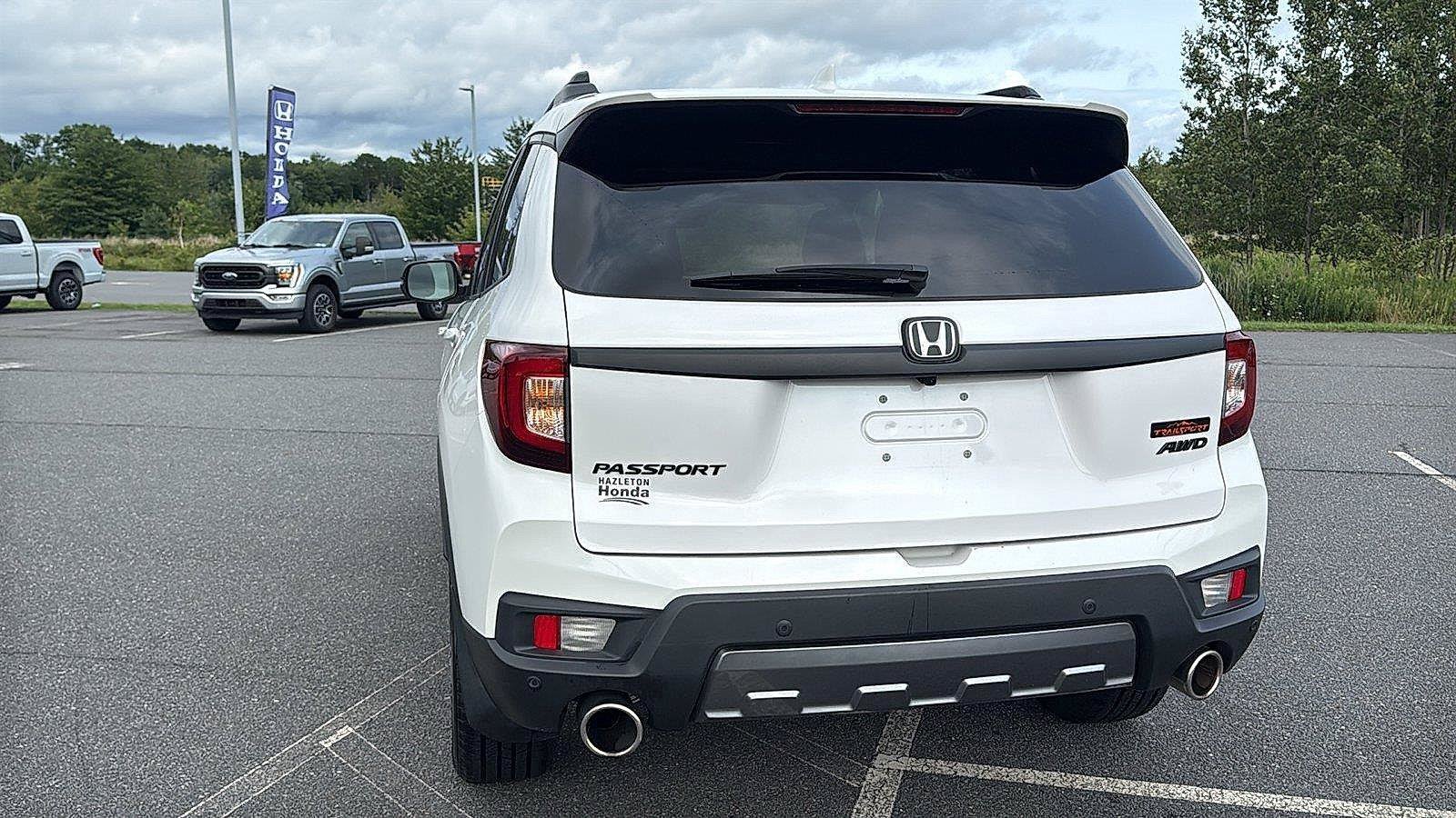 Used 2023 Honda Passport TrailSport image 8