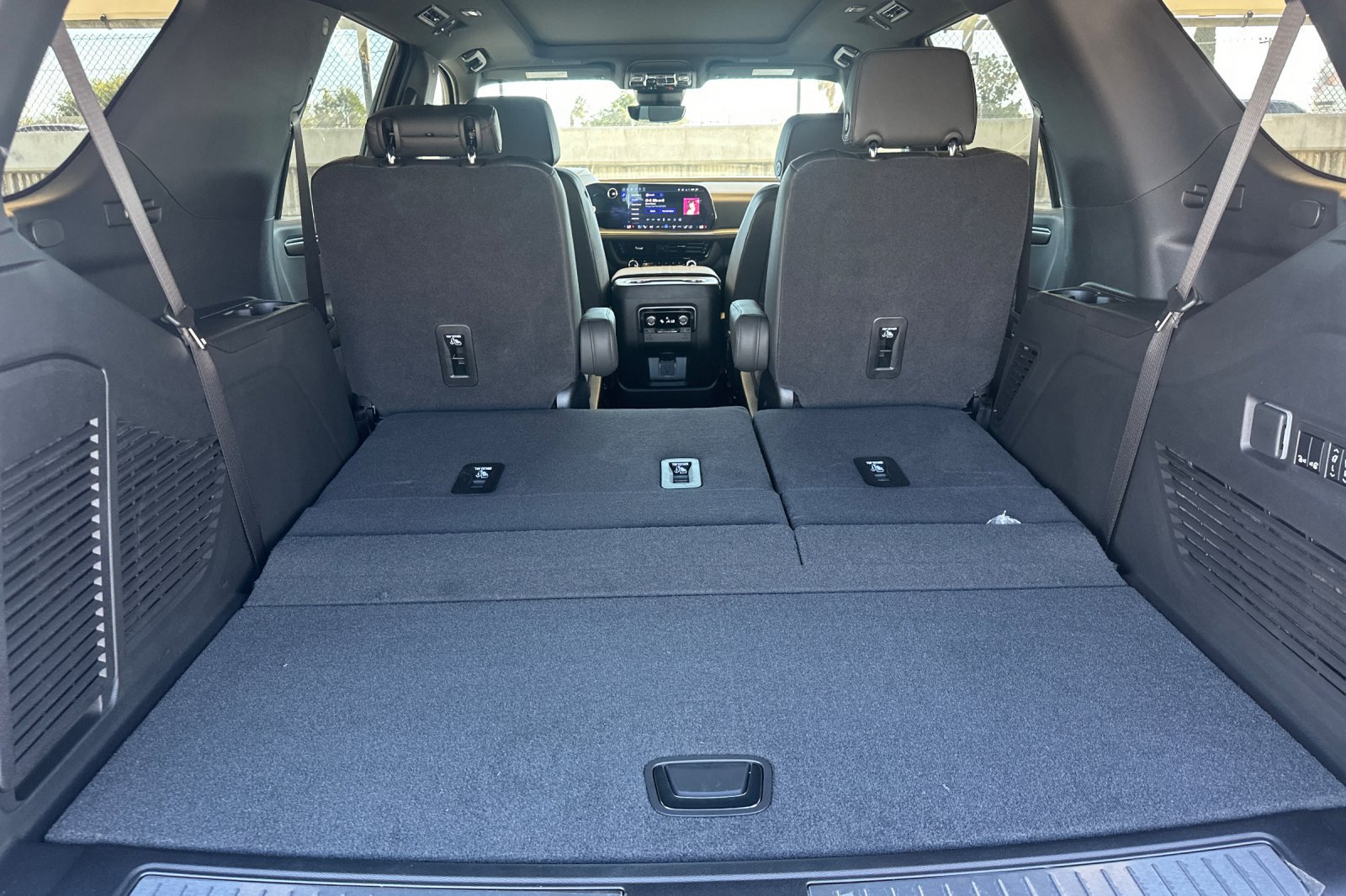 New 2026 Chevrolet Tahoe High Country RWD image 16