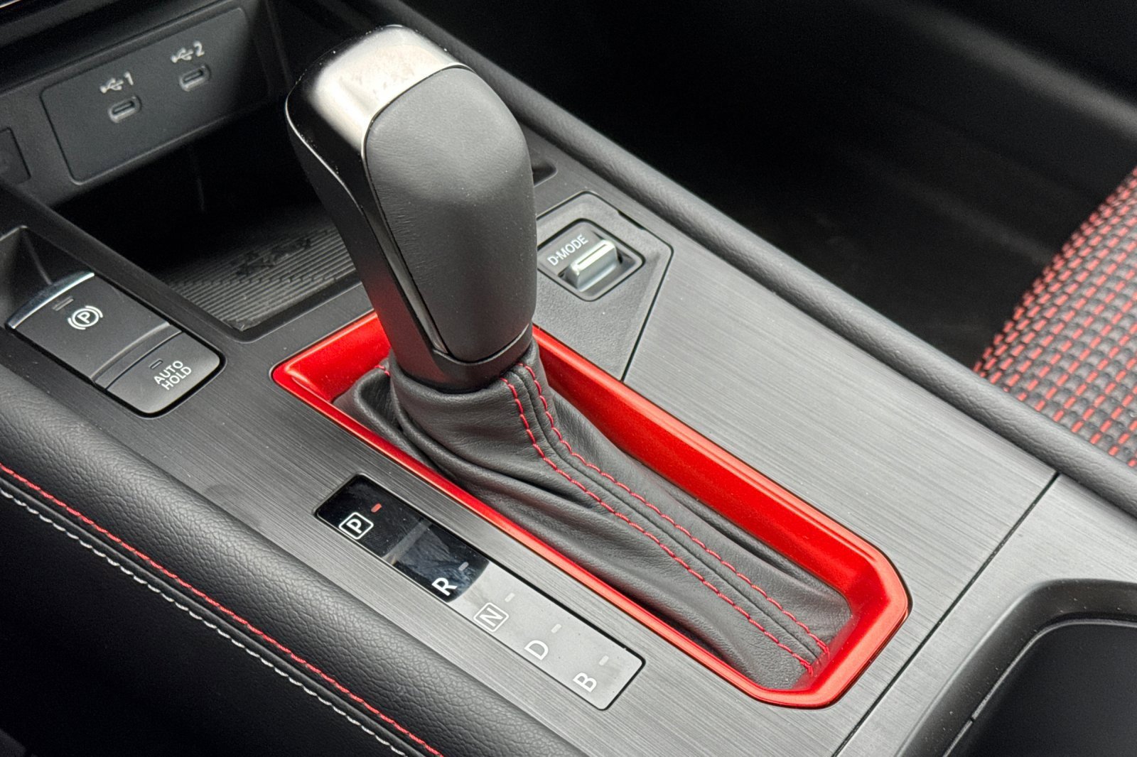 New 2026 Nissan Kicks SR image 18