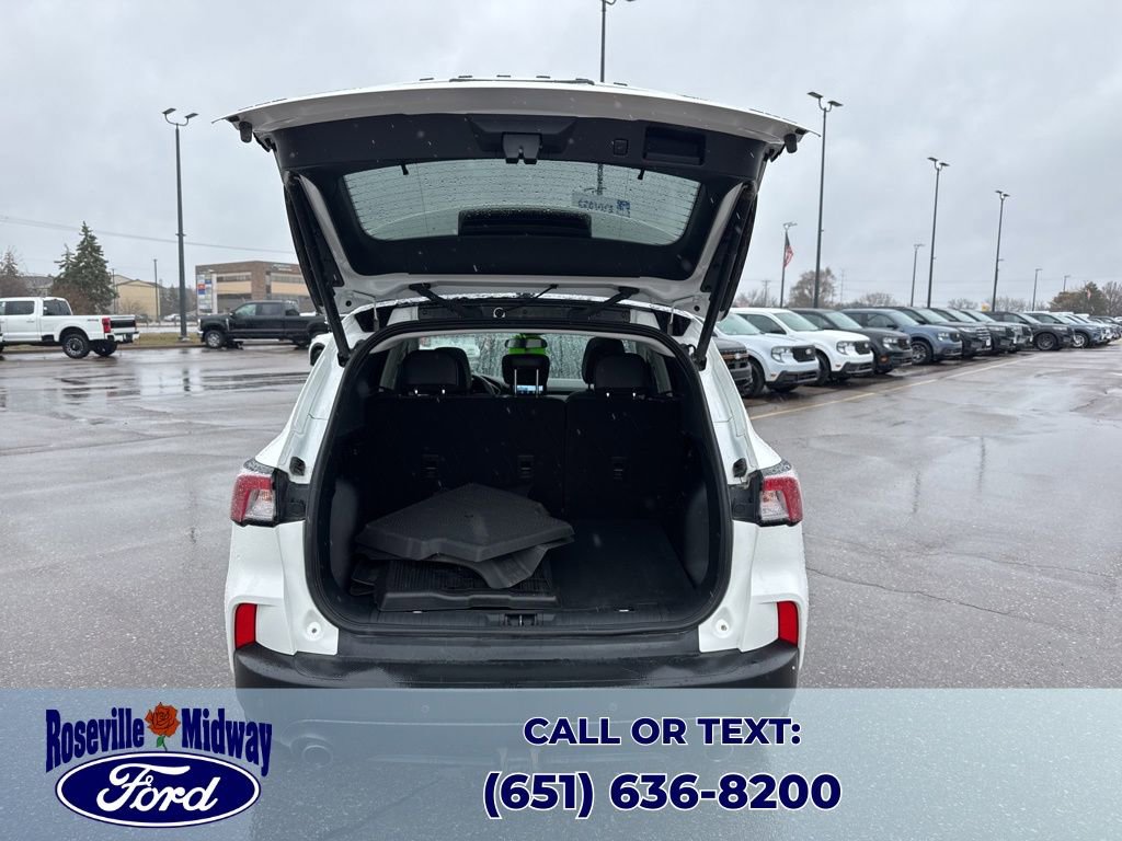 Used 2022 Ford Escape SEL w/ SEL Stealth AWD Package image 41