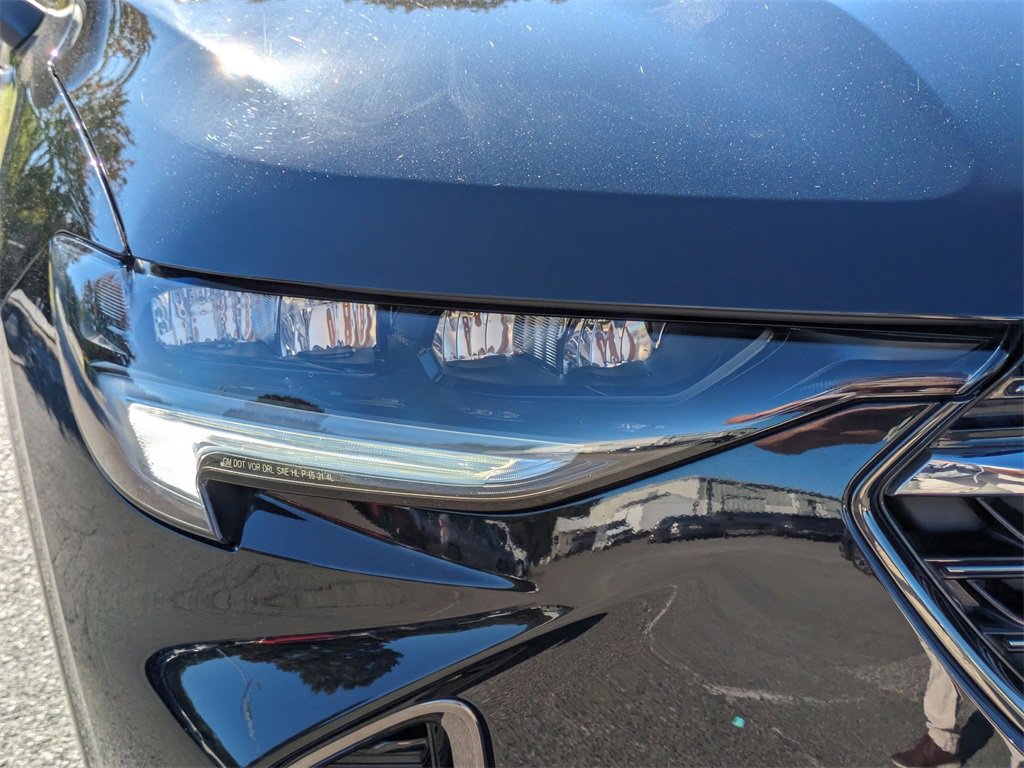 Used 2022 Buick Envision Essence w/ Sport Touring Package image 10