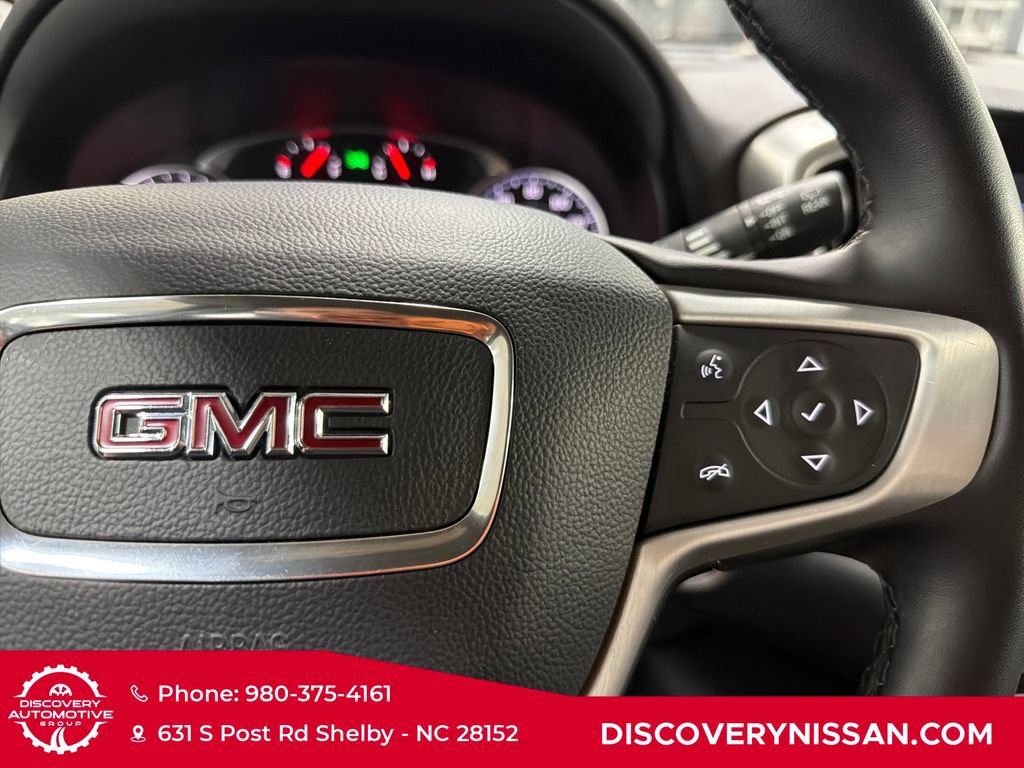 Used 2024 GMC Terrain SLT AWD/4WD image 24