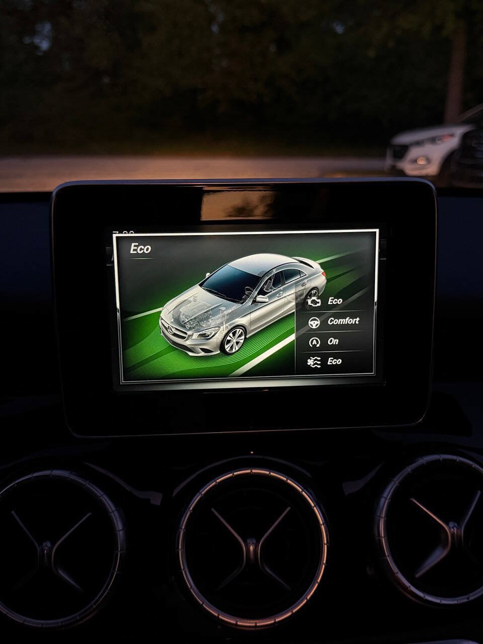 Used 2016 Mercedes-Benz CLA 250 4MATIC image 50