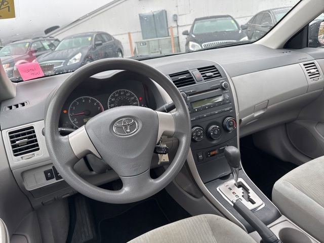 Used 2010 Toyota Corolla LE FWD image 11