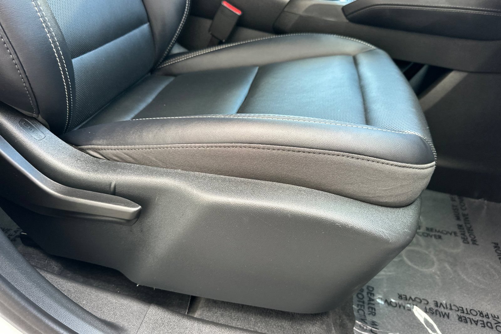 Used 2026 GMC Terrain Elevation w/ Elevation Premium Package FWD image 23