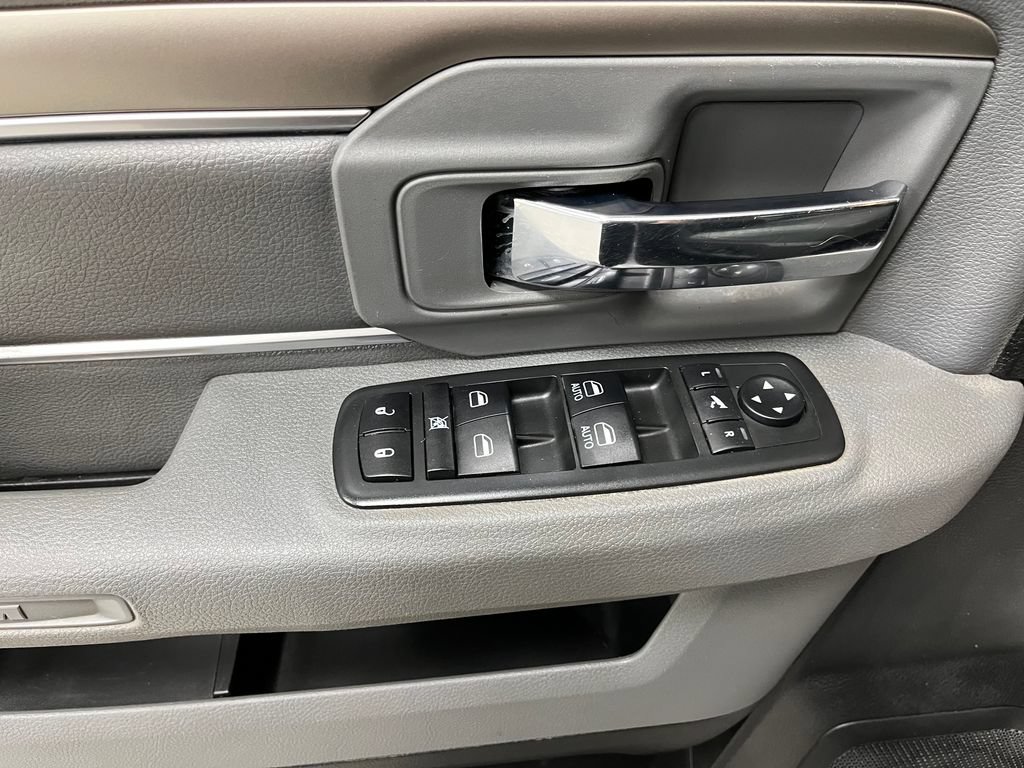 Used 2018 RAM 1500 Big Horn AWD/4WD image 24