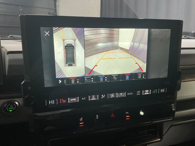 Used 2024 GMC Hummer EV 2X w/ LPO, Illumination Package AWD/4WD image 27
