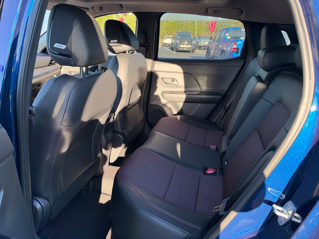 New 2027 Nissan Kicks SR w/ SR Premium Package AWD/4WD image 14