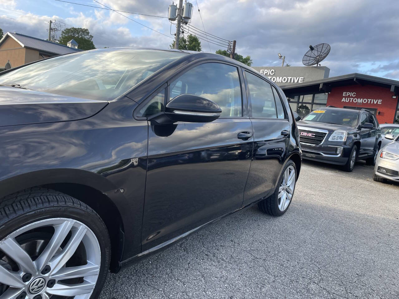 Used 2015 Volkswagen Golf SEL image 18