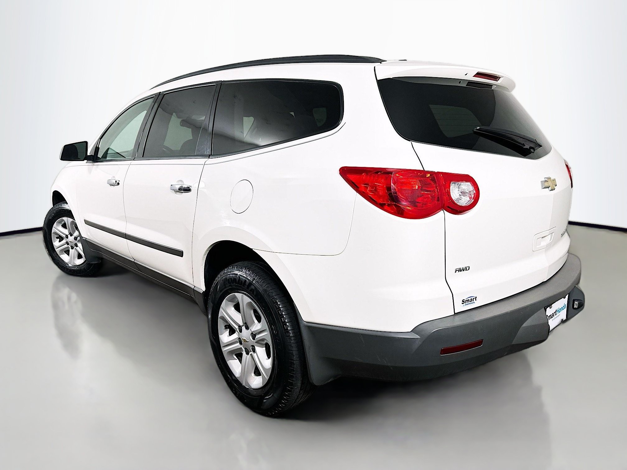 Used 2011 Chevrolet Traverse LS AWD/4WD image 5