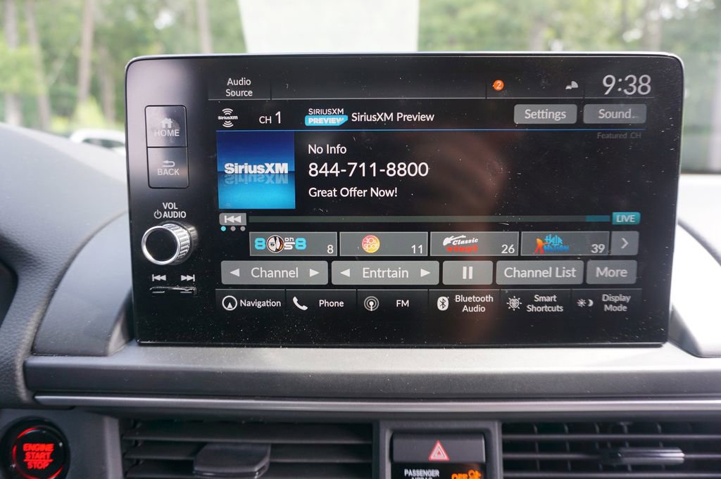 Used 2023 Honda Pilot Elite image 12