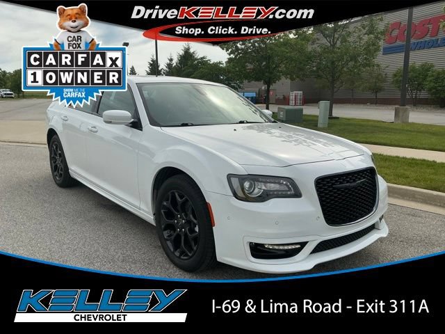 Used 2022 Chrysler 300 Touring L w/ Popular Equipment Group AWD/4WD image 1