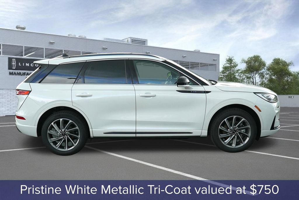 New 2026 Lincoln Corsair Grand Touring AWD/4WD image 3