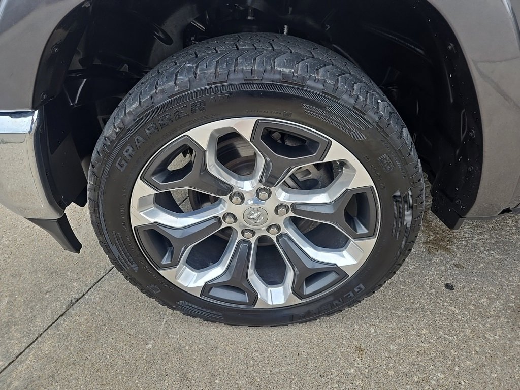 Used 2021 RAM 1500 Limited image 44