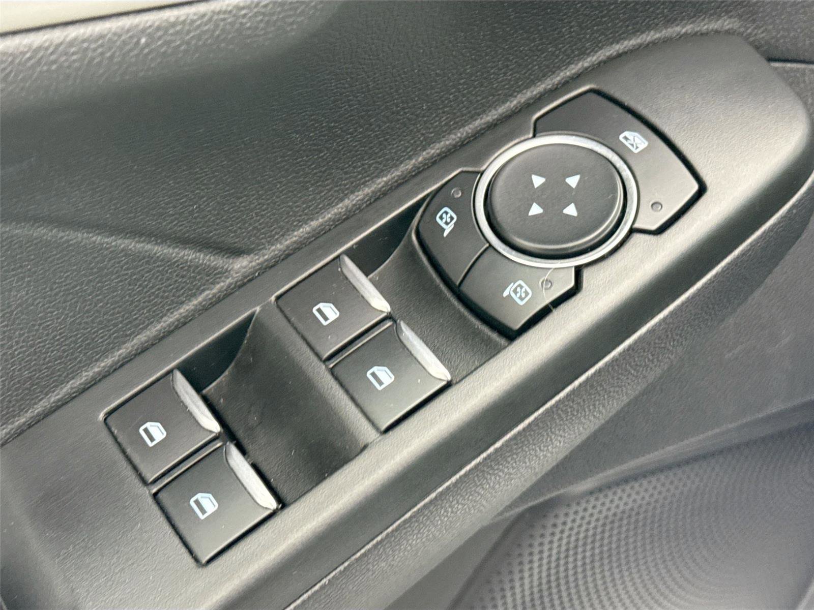 Used 2022 Ford Escape SEL w/ Technology Package image 28