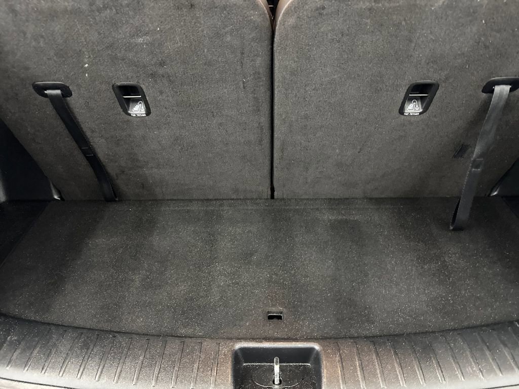 Used 2024 Kia Sorento S image 15
