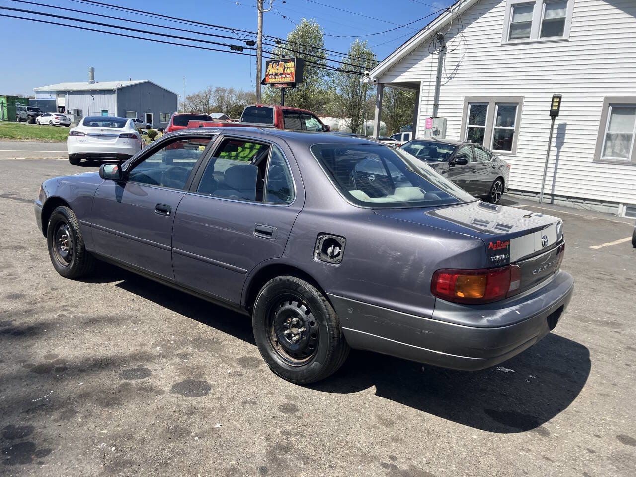Used 1996 Toyota Camry LE image 9