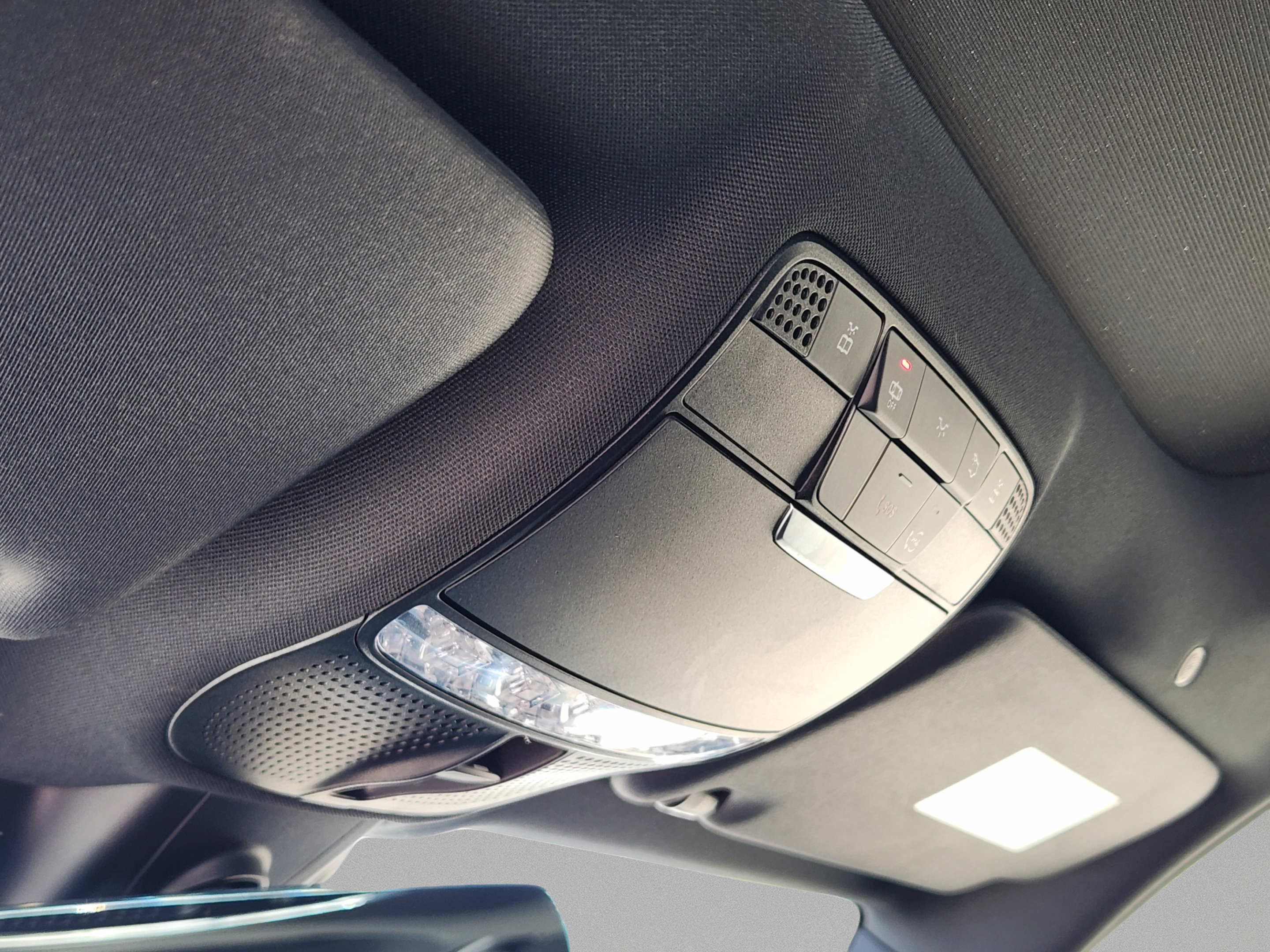 Used 2023 Mercedes-Benz E 350 Sedan image 7