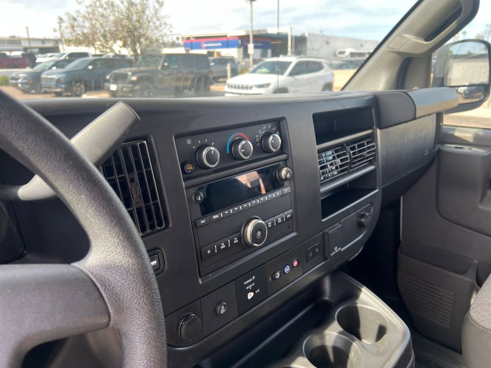 Used 2025 Chevrolet Express 3500 LT w/ LT Preferred Equipment Group image 21