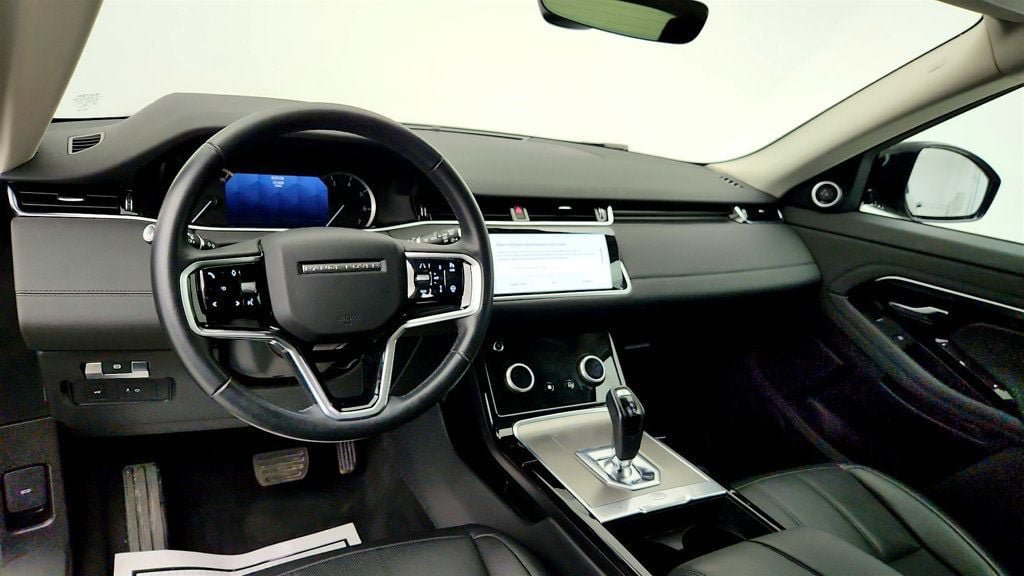 Used 2023 Land Rover Range Rover Evoque SE AWD/4WD image 14