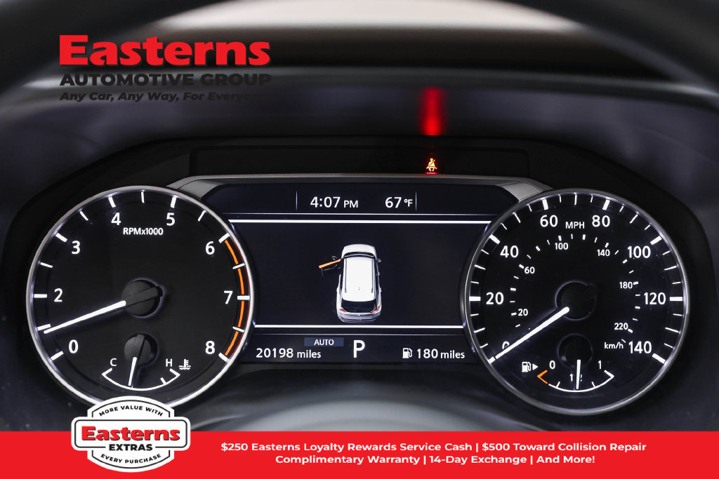 Used 2023 Nissan Rogue S AWD/4WD image 19