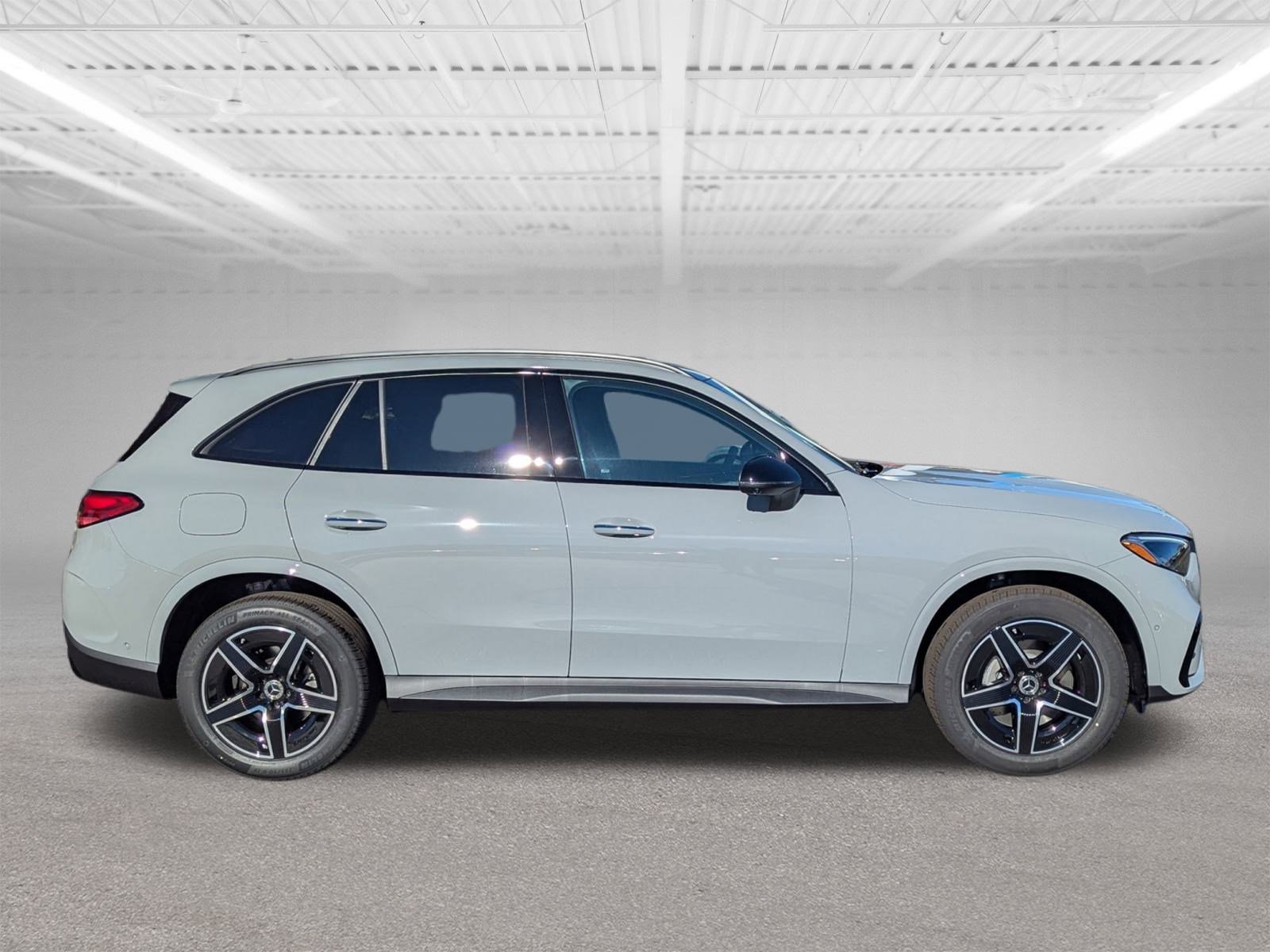 New 2026 Mercedes-Benz GLC 300 4MATIC image 2