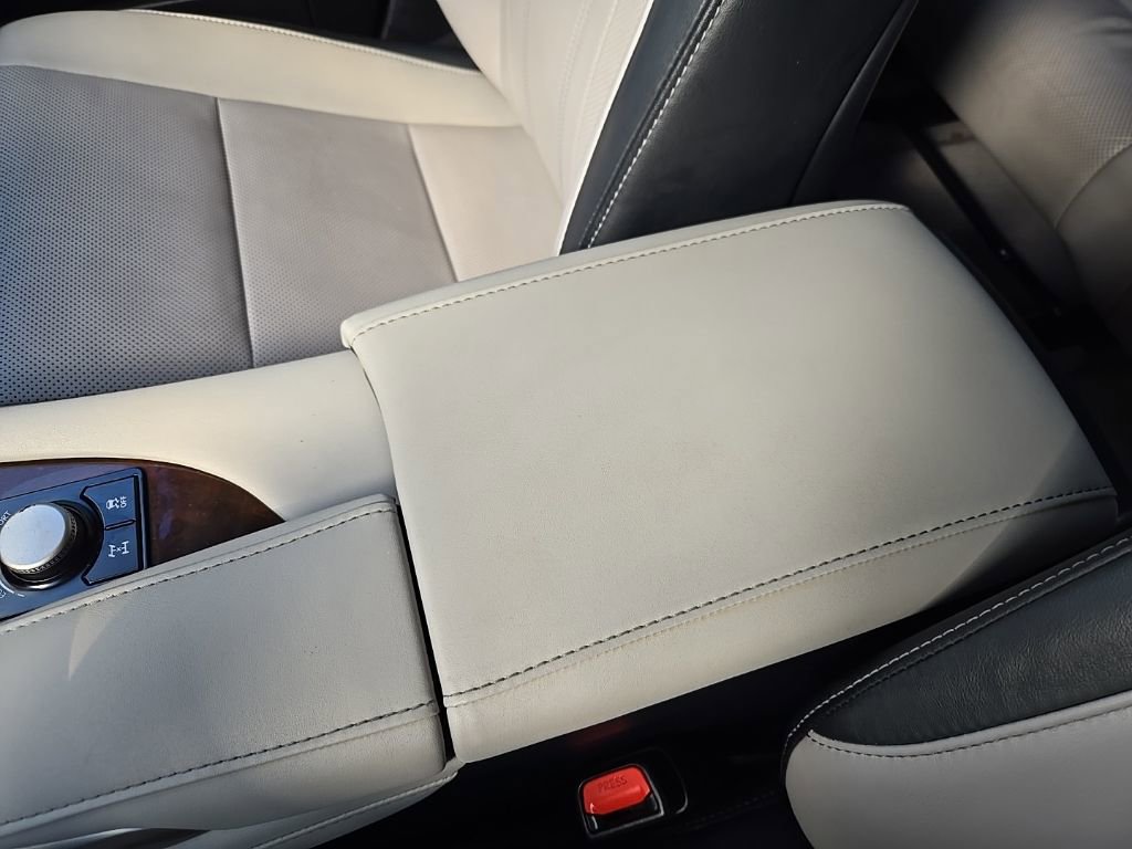 Used 2019 Lexus RX 350 AWD w/ Navigation Package image 38
