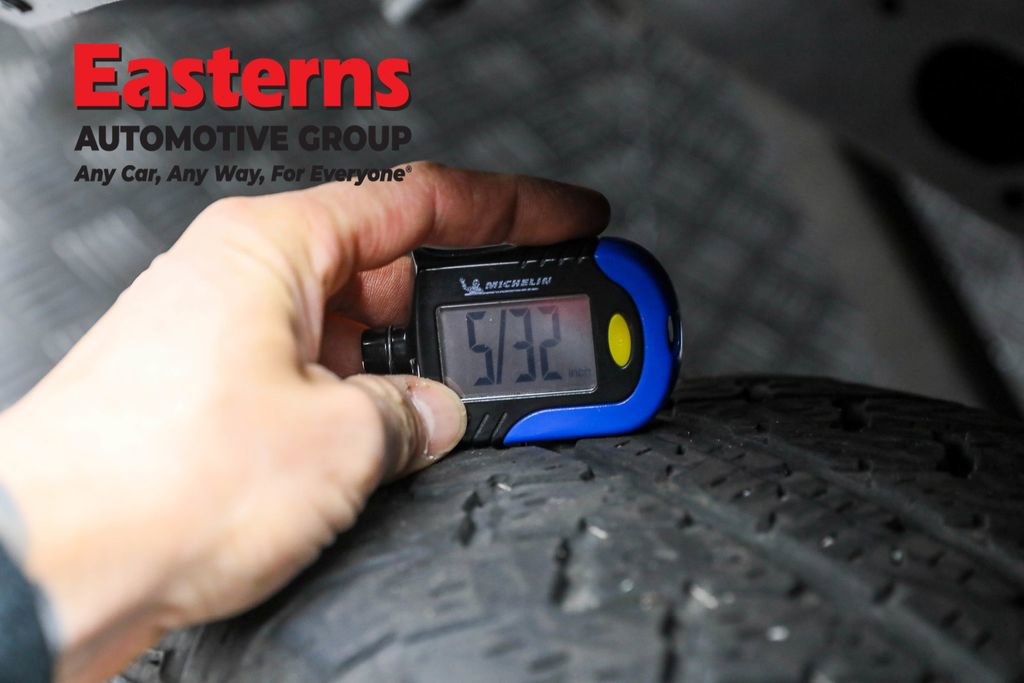 Used 2019 Jeep Wrangler Unlimited Sahara w/ Cold Weather Group image 28