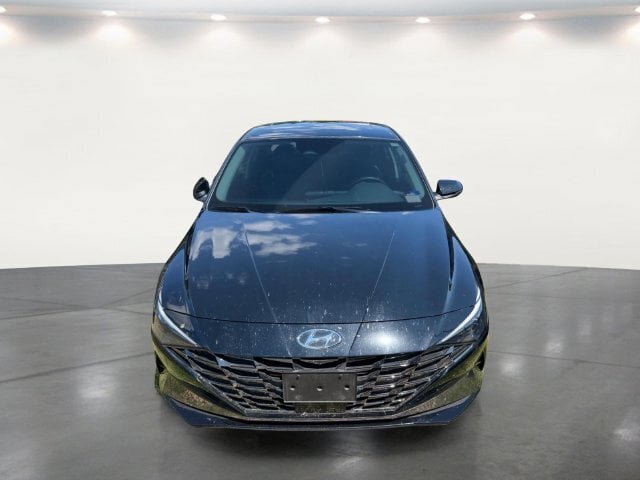 Used 2023 Hyundai Elantra Limited FWD image 6