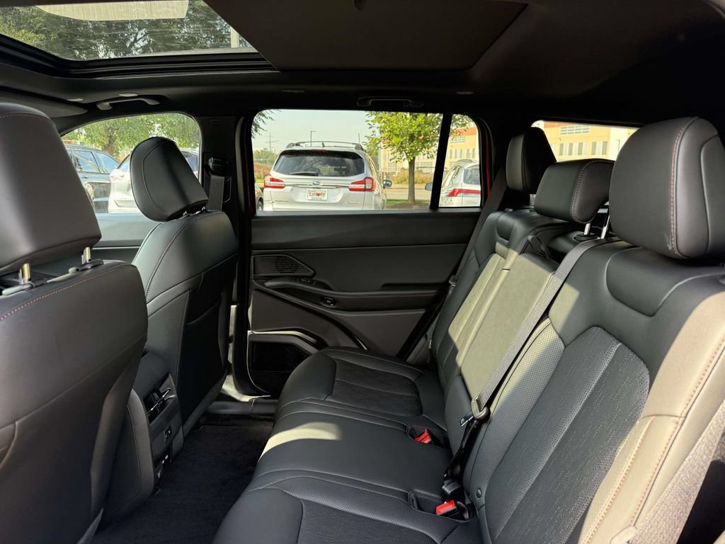 New 2026 Jeep Cherokee Overland AWD/4WD image 17