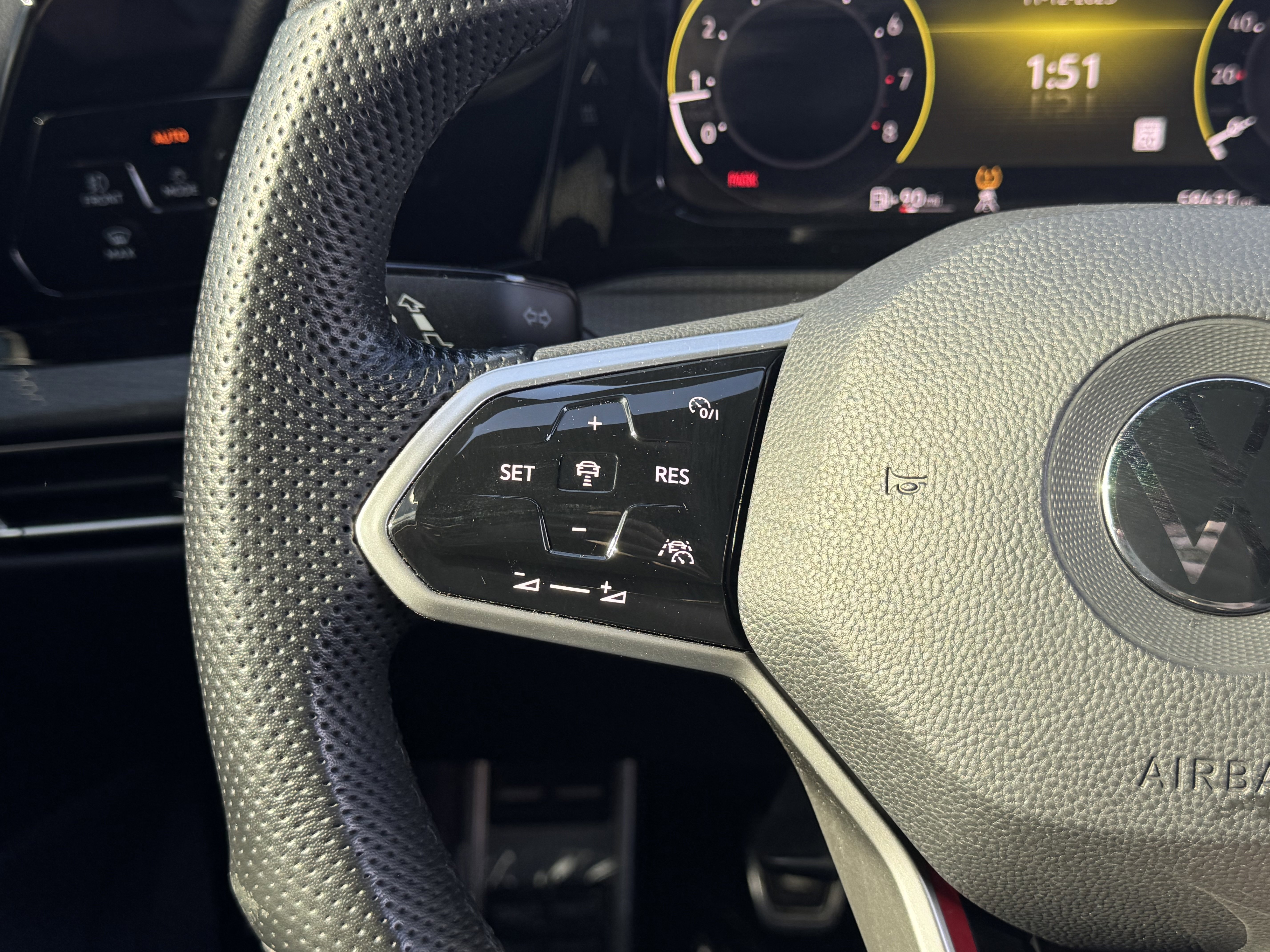 Used 2022 Volkswagen GTI Autobahn image 22