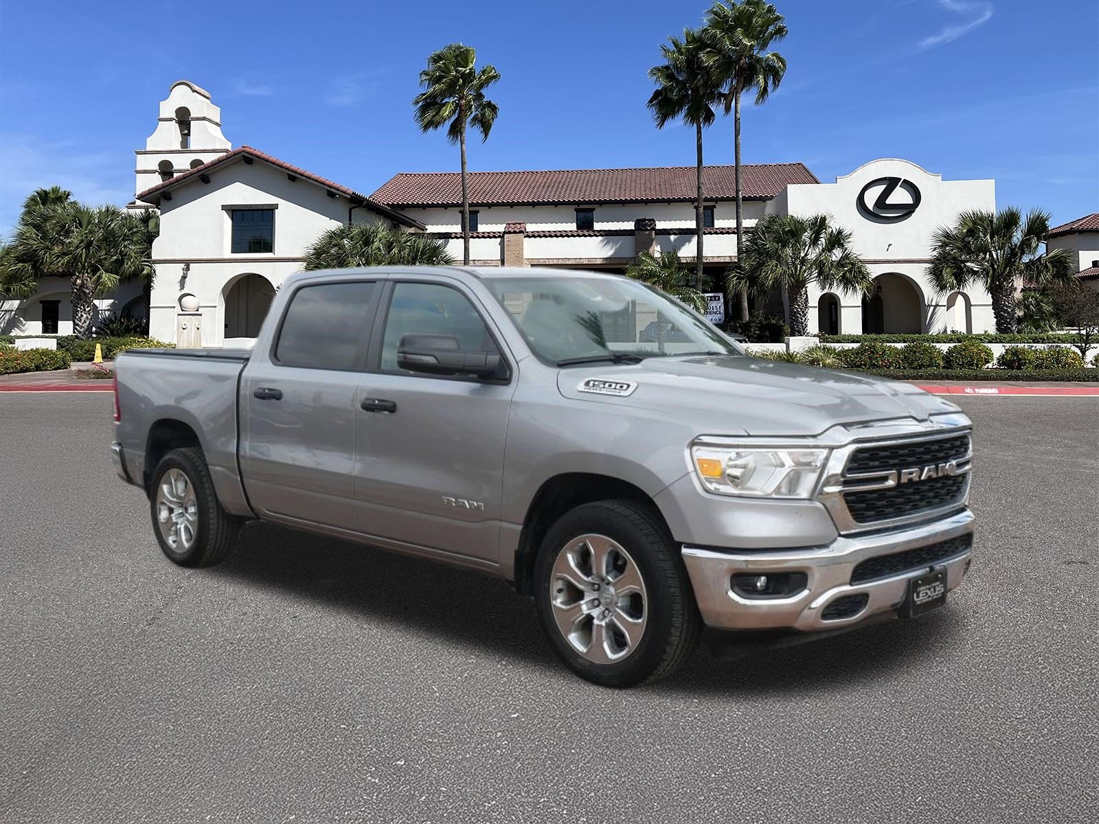 Used 2024 RAM 1500 Lone Star image 1