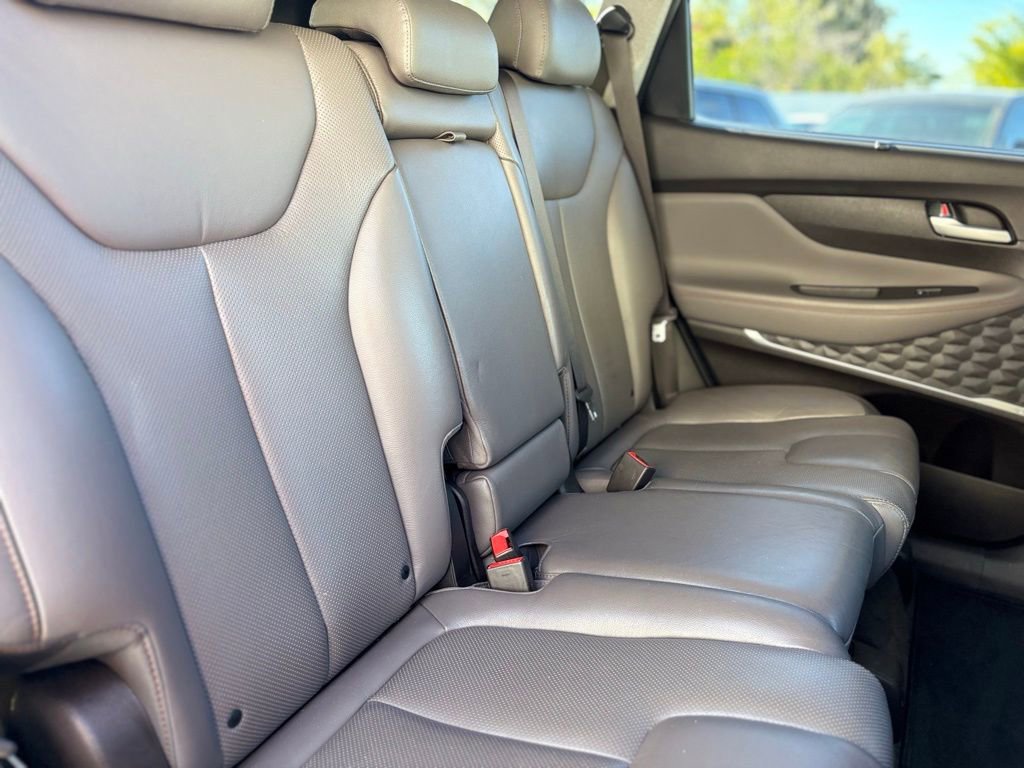 Used 2020 Hyundai Santa Fe SEL image 17