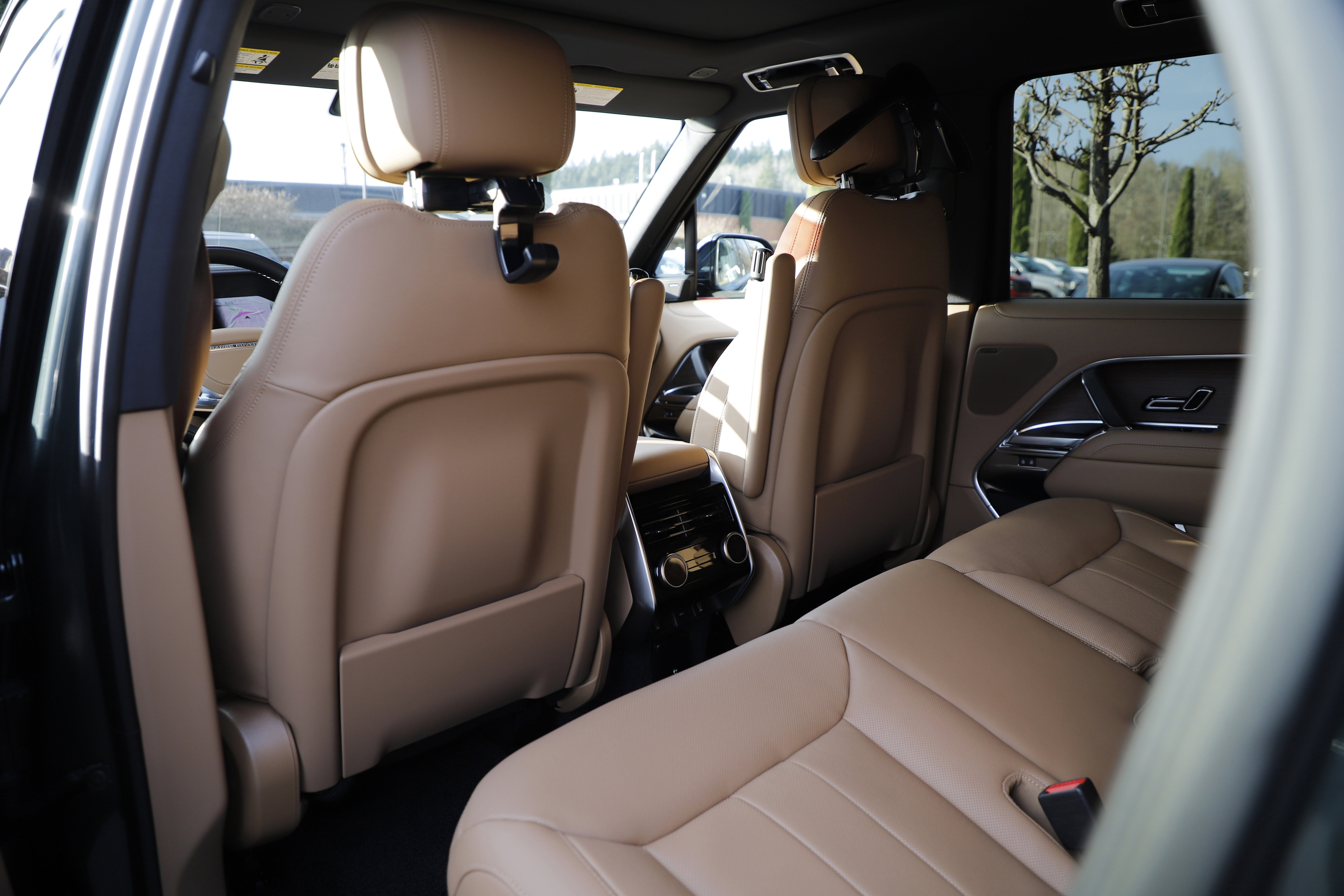 New 2026 Land Rover Range Rover SE image 15