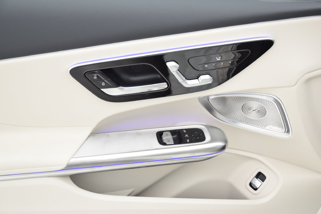New 2027 Mercedes-Benz CLE 300 4MATIC Coupe image 21