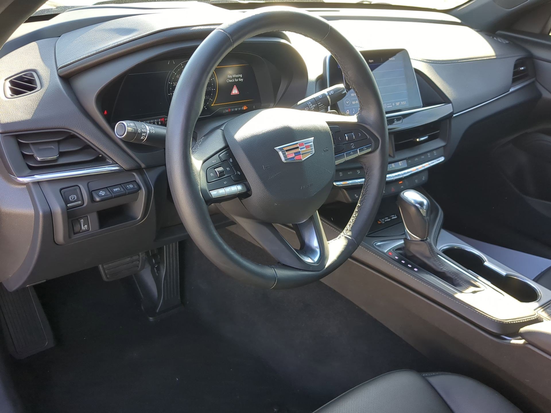 Used 2025 Cadillac CT4 Premium Luxury image 13