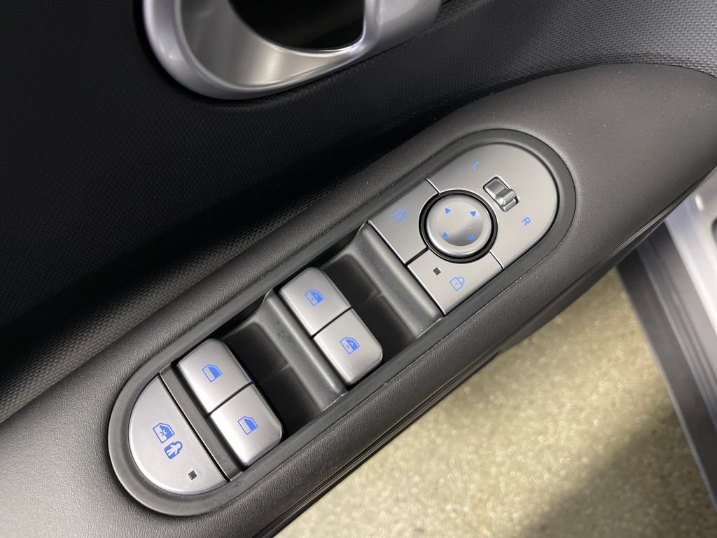 Certified 2024 Hyundai Ioniq 5 SEL RWD image 18