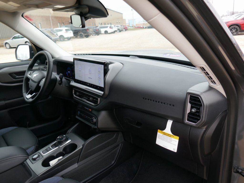 New 2025 Ford Bronco Sport Outer Banks image 11