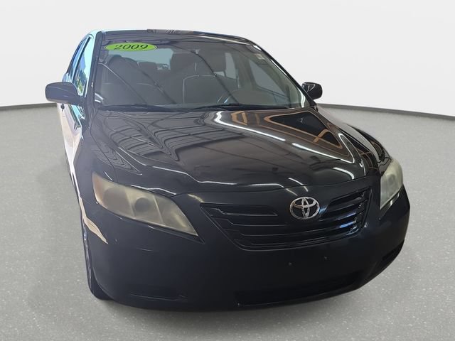 Used 2009 Toyota Camry LE FWD image 2