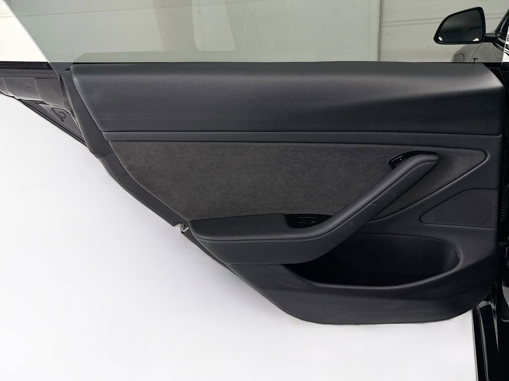 Used 2020 Tesla Model 3 Performance AWD/4WD image 25