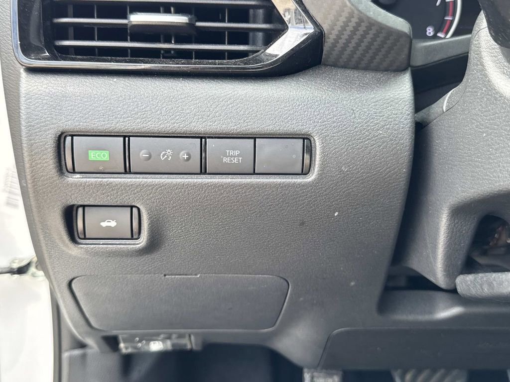 Used 2025 Nissan Sentra SV FWD image 47