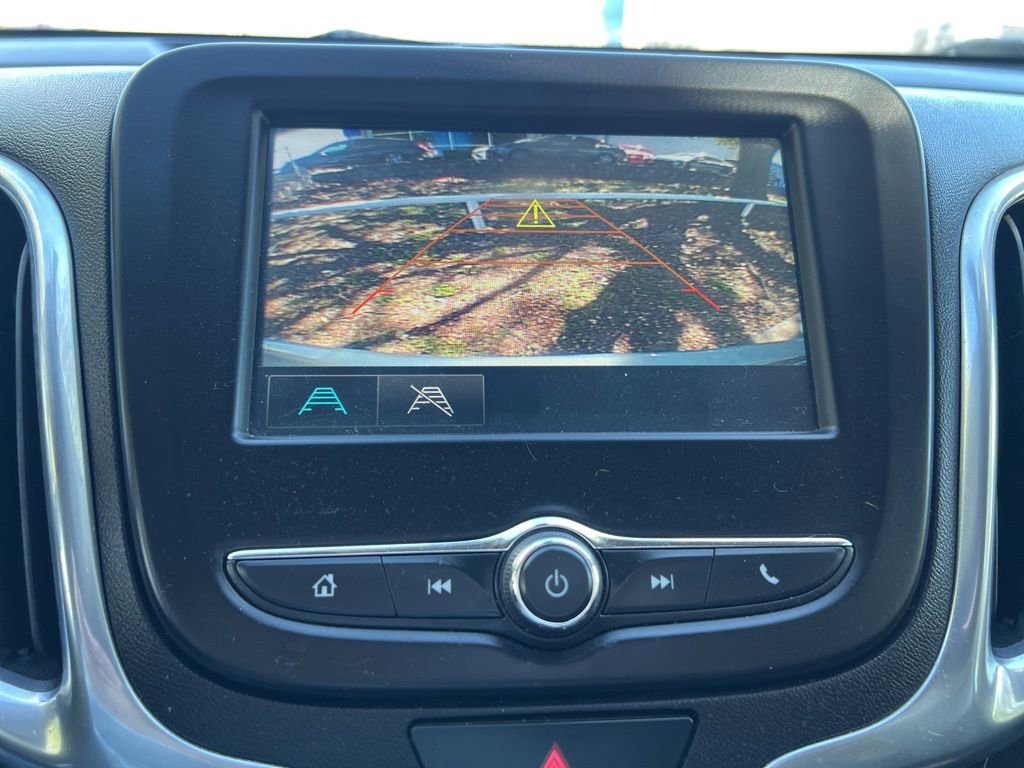 Used 2018 Chevrolet Equinox LT image 32