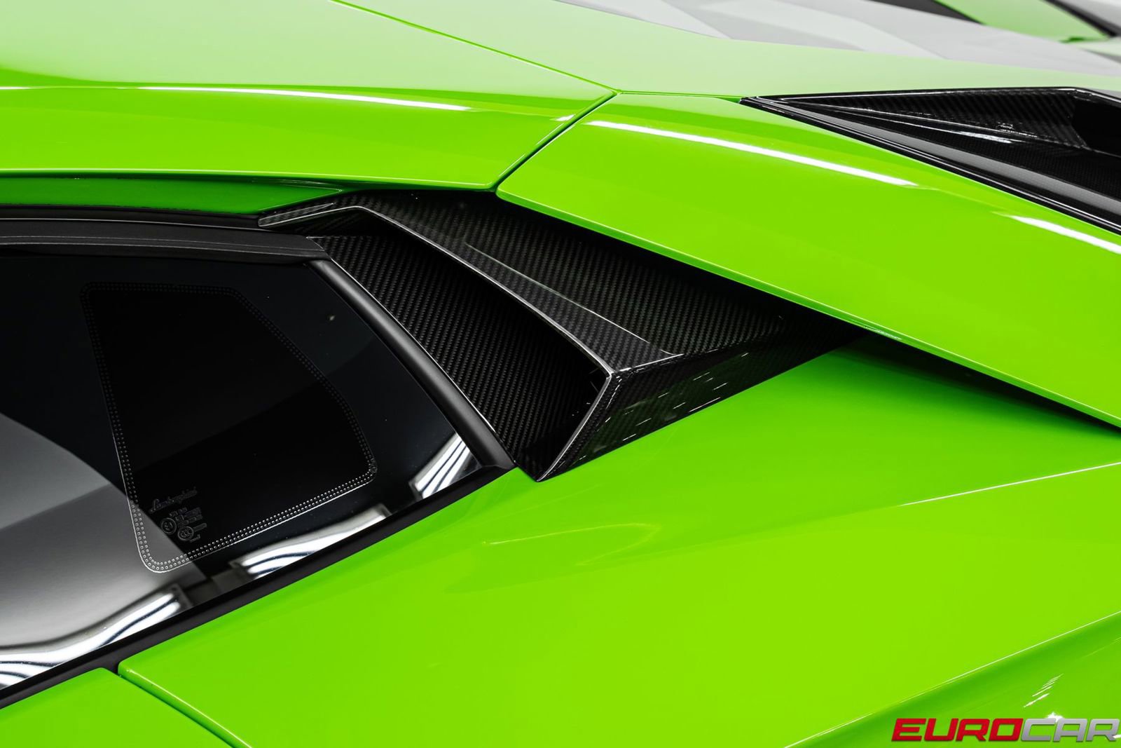 Used 2018 Lamborghini Aventador S image 20