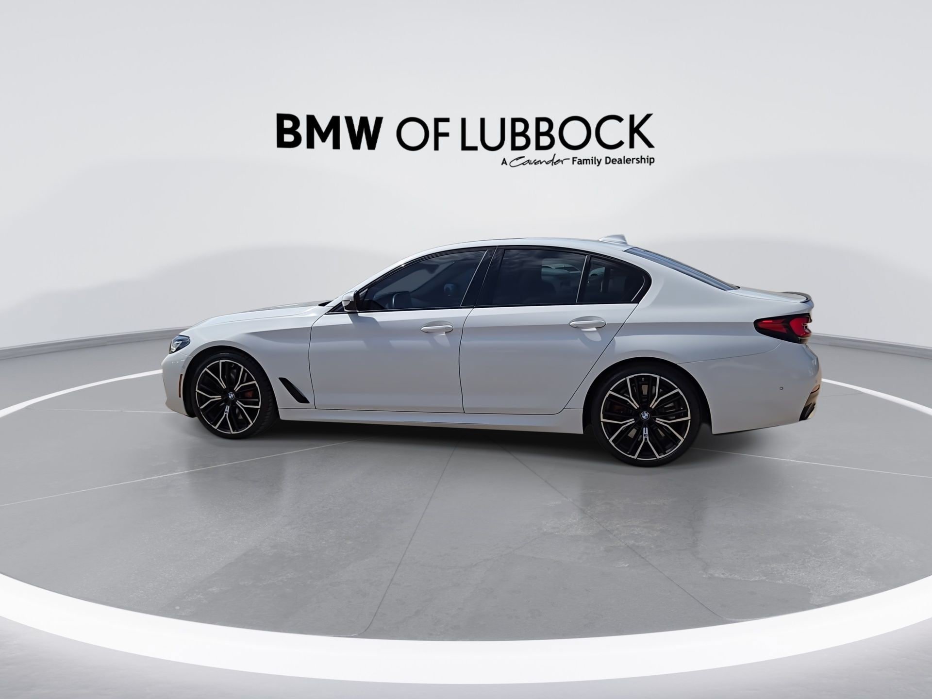 Certified 2023 BMW 540i xDrive w/ M Sport Package AWD/4WD image 6